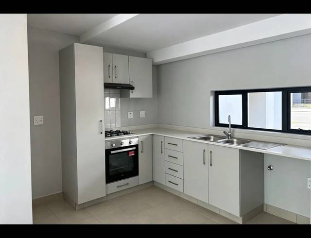 3 BEDROOM APARTMENT TO LET IN EMBERTON ESTATE